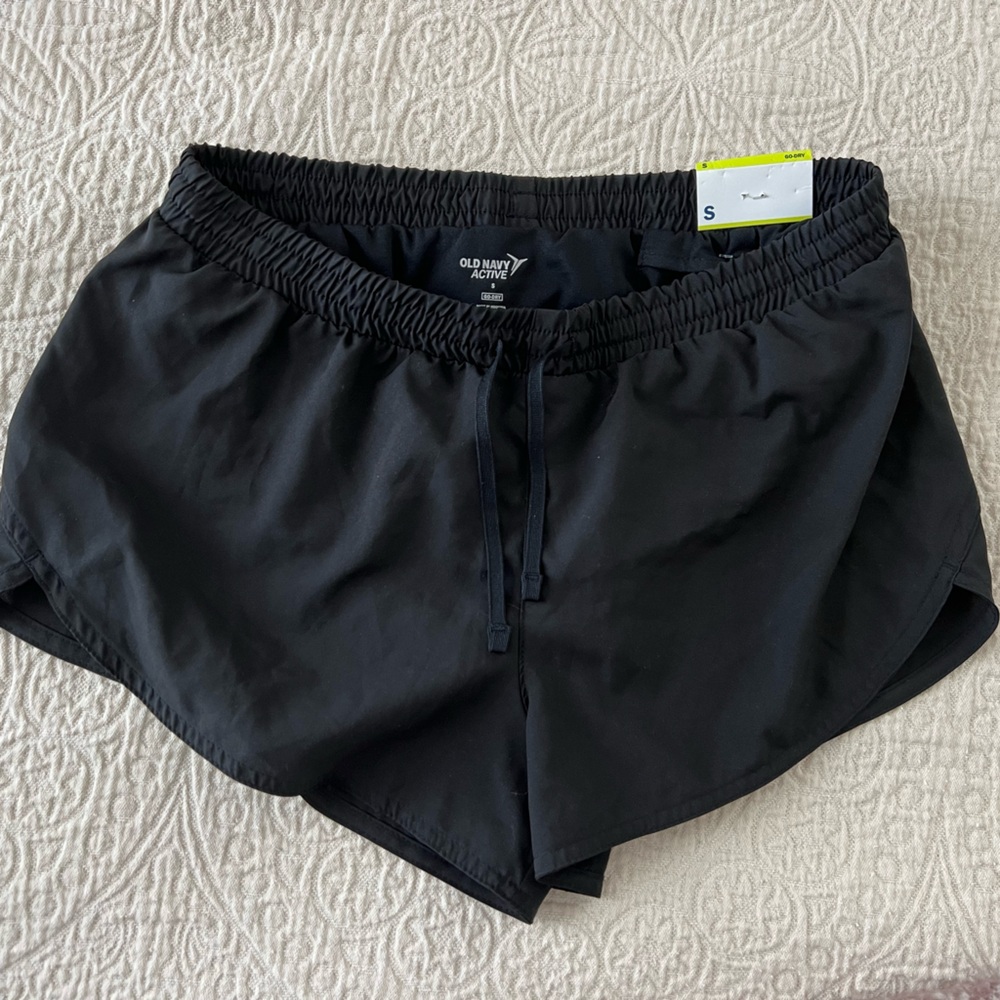 NWT Old Navy women’s running shorts